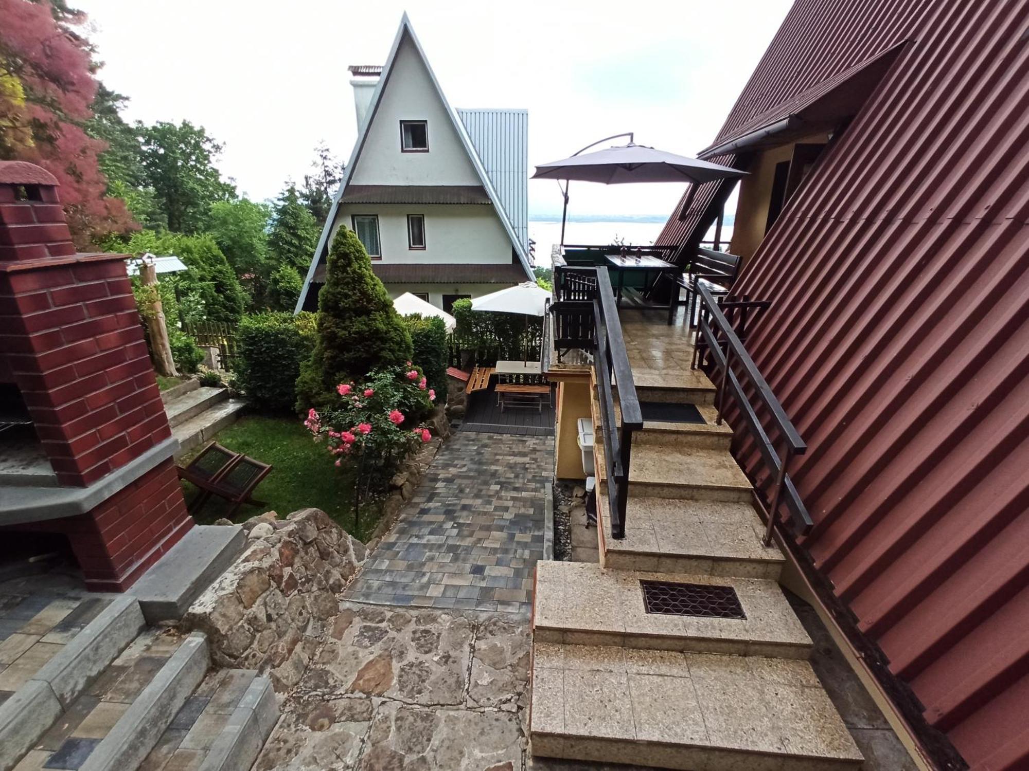 Domek Caloroczny Tresna Agata Bagian luar foto
